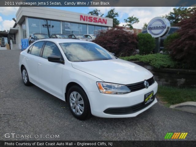 2011 Volkswagen Jetta S Sedan in Candy White