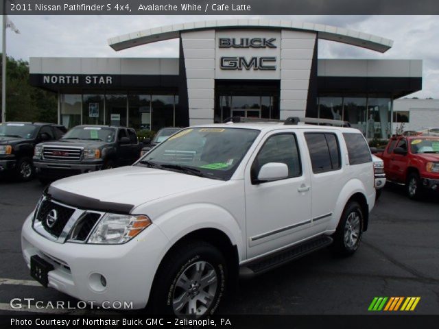 2011 Nissan Pathfinder S 4x4 in Avalanche White