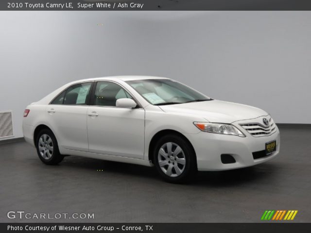 2010 Toyota Camry LE in Super White