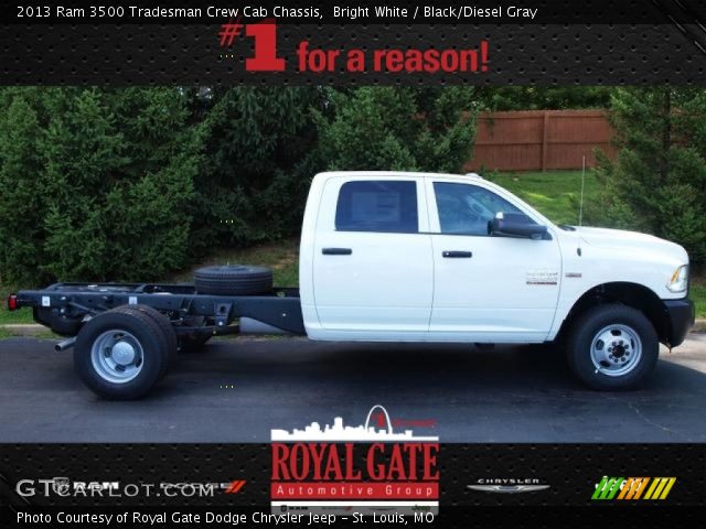 2013 Ram 3500 Tradesman Crew Cab Chassis in Bright White