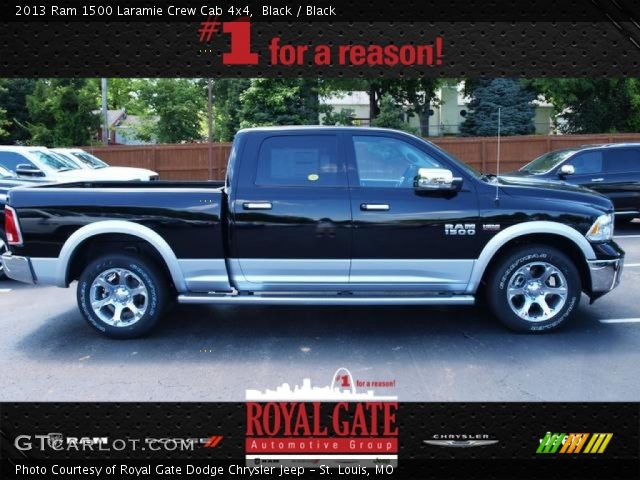 2013 Ram 1500 Laramie Crew Cab 4x4 in Black