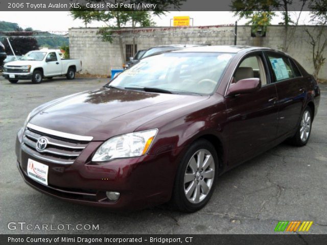 2006 Toyota Avalon XLS in Cassis Red Pearl