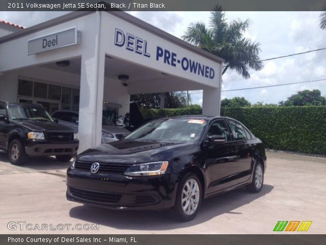 2011 Volkswagen Jetta SE Sedan in Black