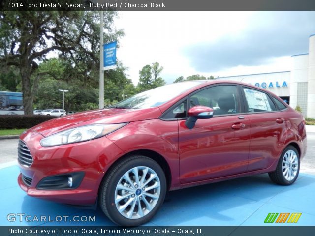 2014 Ford Fiesta SE Sedan in Ruby Red
