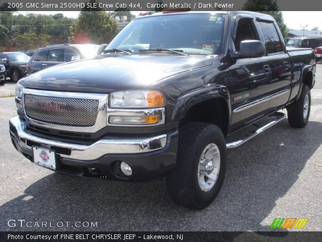 2005 GMC Sierra 2500HD SLE Crew Cab 4x4 in Carbon Metallic
