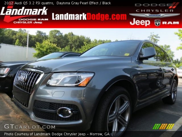 2012 Audi Q5 3.2 FSI quattro in Daytona Gray Pearl Effect