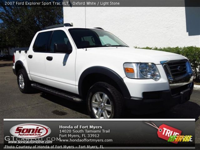 2007 Ford Explorer Sport Trac XLT in Oxford White