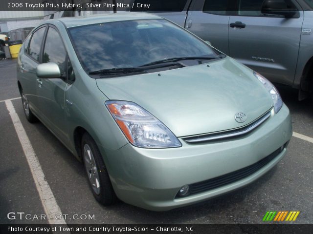 2006 Toyota Prius Hybrid in Silver Pine Mica
