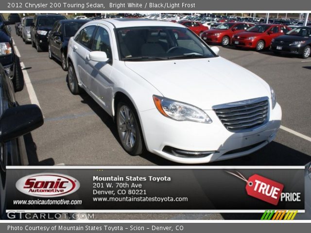 2012 Chrysler 200 Touring Sedan in Bright White