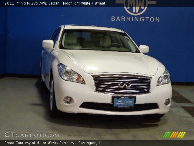 2011 Infiniti M 37x AWD Sedan in Moonlight White