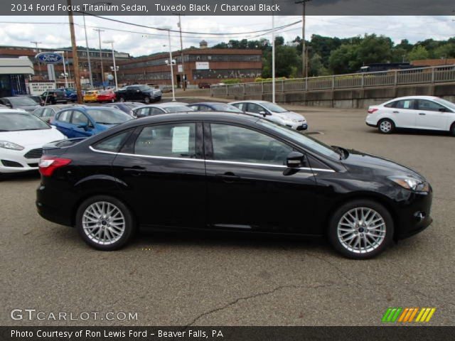 2014 Ford Focus Titanium Sedan in Tuxedo Black