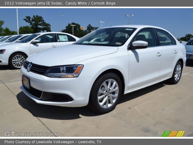 2013 Volkswagen Jetta SE Sedan in Candy White