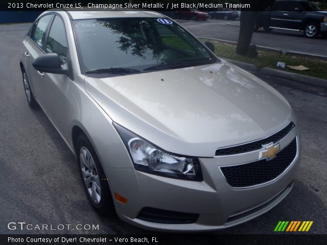 2013 Chevrolet Cruze LS in Champagne Silver Metallic