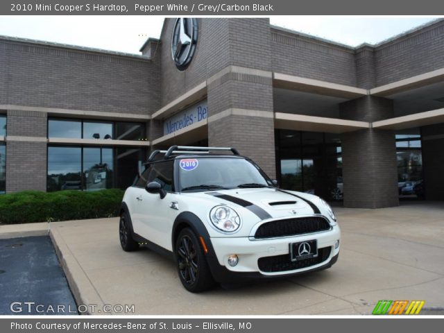 2010 Mini Cooper S Hardtop in Pepper White