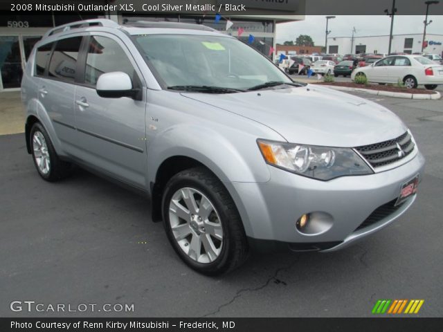 2008 Mitsubishi Outlander XLS in Cool Silver Metallic