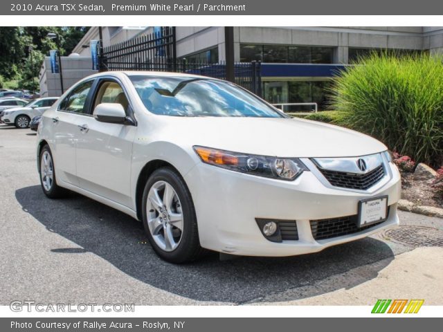 2010 Acura TSX Sedan in Premium White Pearl