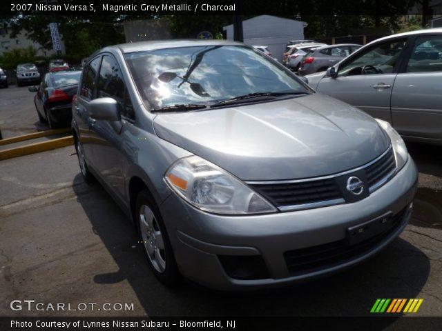 2007 Nissan Versa S in Magnetic Grey Metallic