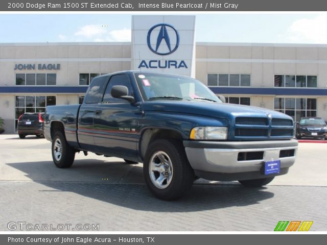 2000 Dodge Ram 1500 ST Extended Cab in Intense Blue Pearlcoat