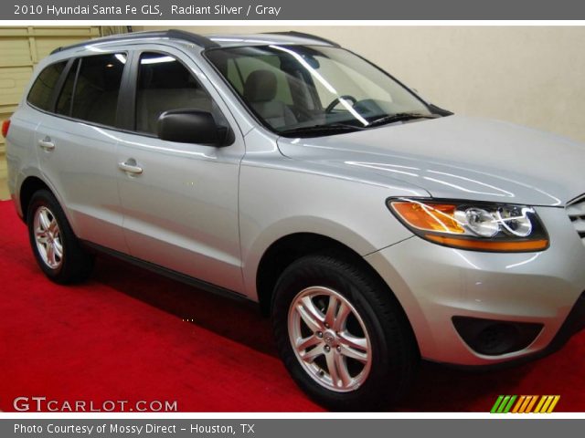 2010 Hyundai Santa Fe GLS in Radiant Silver
