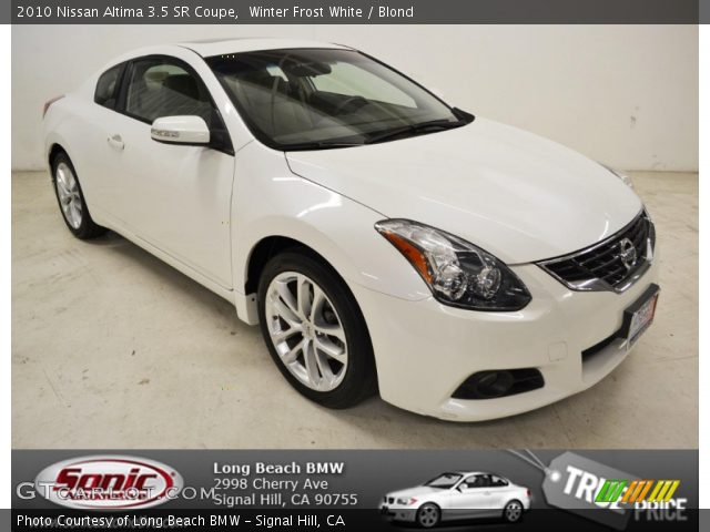 2010 Nissan Altima 3.5 SR Coupe in Winter Frost White