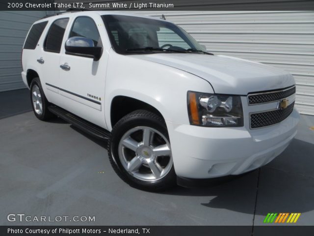 2009 Chevrolet Tahoe LTZ in Summit White