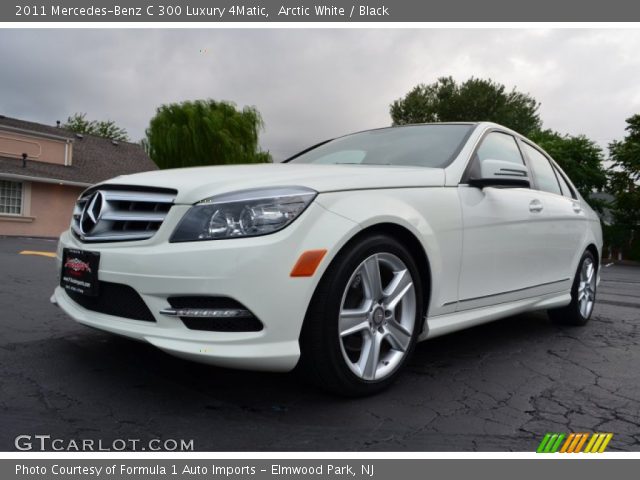 2011 Mercedes-Benz C 300 Luxury 4Matic in Arctic White