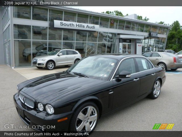 2008 Jaguar XJ XJ8 in Ebony Black