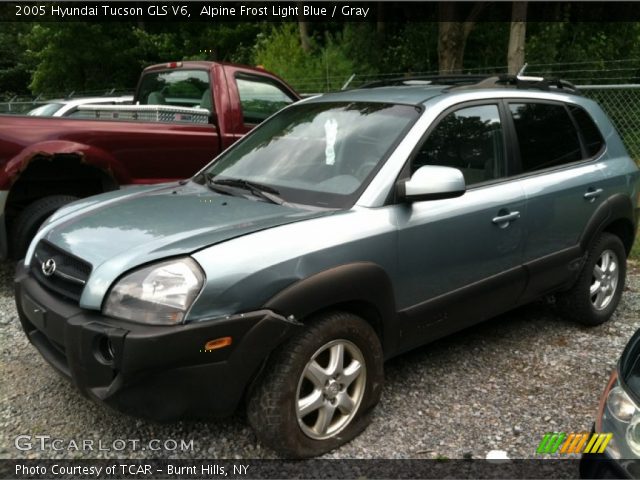2005 Hyundai Tucson GLS V6 in Alpine Frost Light Blue