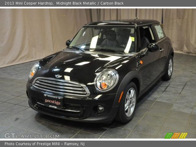2013 Mini Cooper Hardtop in Midnight Black Metallic