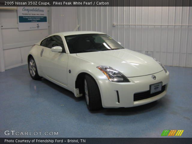 2005 Nissan 350Z Coupe in Pikes Peak White Pearl