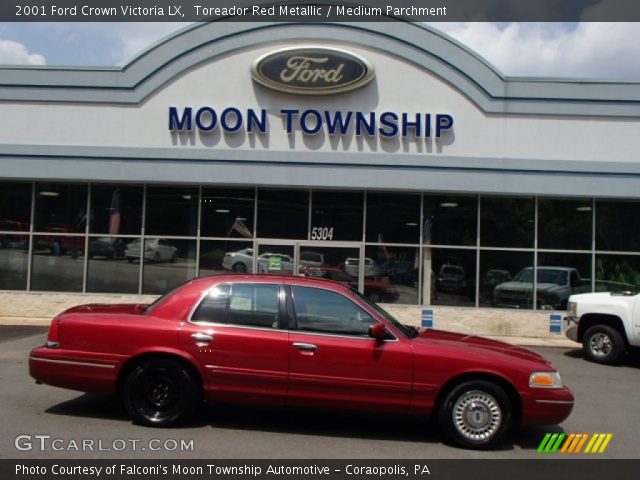 2001 Ford Crown Victoria LX in Toreador Red Metallic