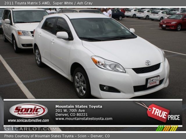 2011 Toyota Matrix S AWD in Super White