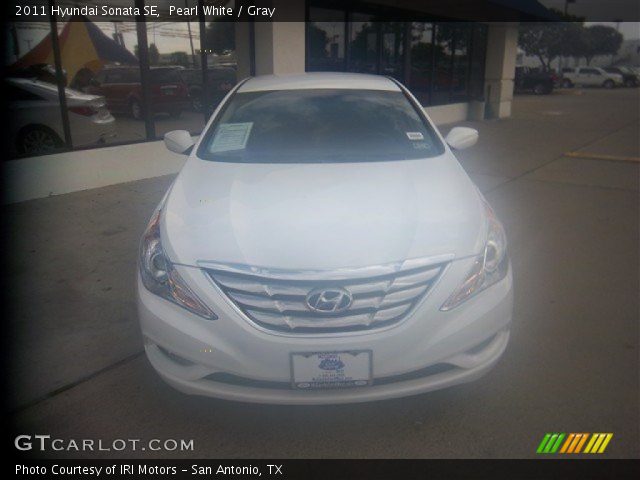 2011 Hyundai Sonata SE in Pearl White