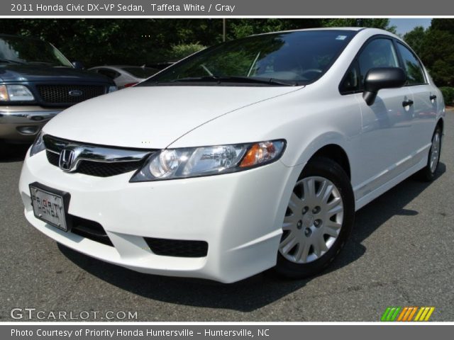 2011 Honda Civic DX-VP Sedan in Taffeta White
