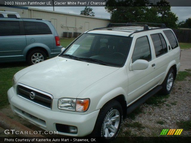 2003 Nissan Pathfinder LE in Glacier White Pearl