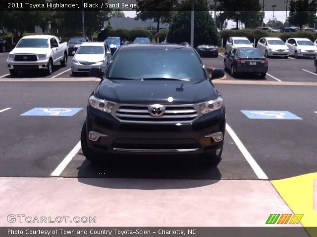 2011 Toyota Highlander  in Black
