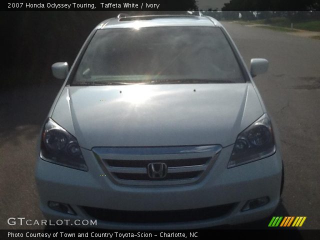 2007 Honda Odyssey Touring in Taffeta White