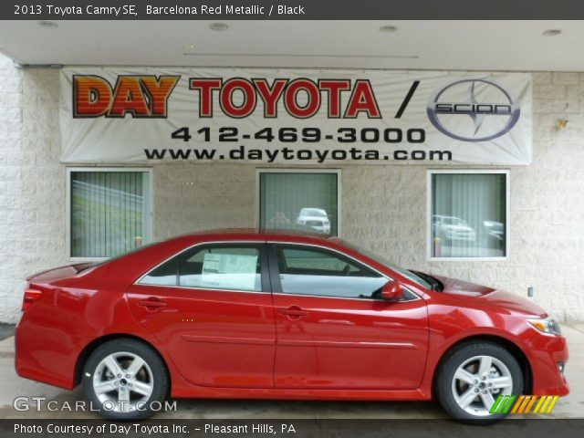 2013 Toyota Camry SE in Barcelona Red Metallic