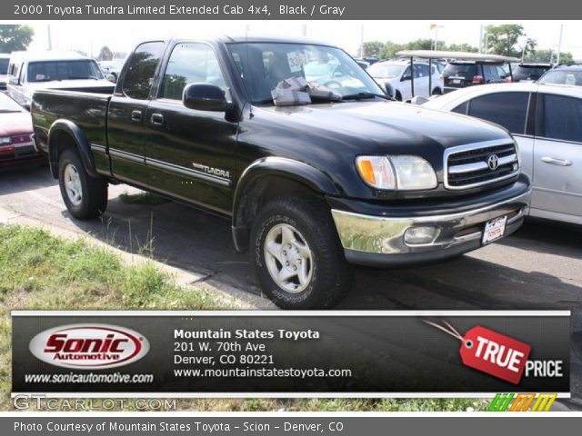 2000 Toyota Tundra Limited Extended Cab 4x4 in Black