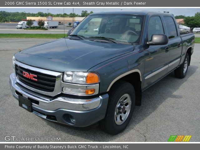 2006 GMC Sierra 1500 SL Crew Cab 4x4 in Stealth Gray Metallic