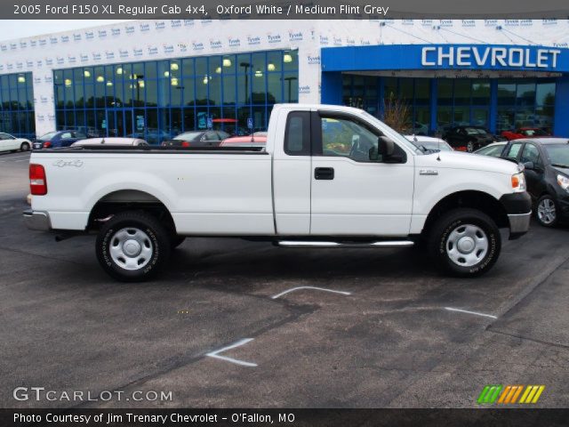 2005 Ford F150 XL Regular Cab 4x4 in Oxford White