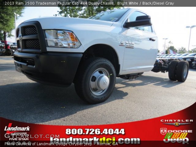 2013 Ram 3500 Tradesman Regular Cab 4x4 Dually Chassis in Bright White