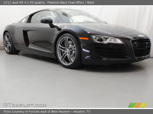 2012 Audi R8 4.2 FSI quattro in Phantom Black Pearl Effect