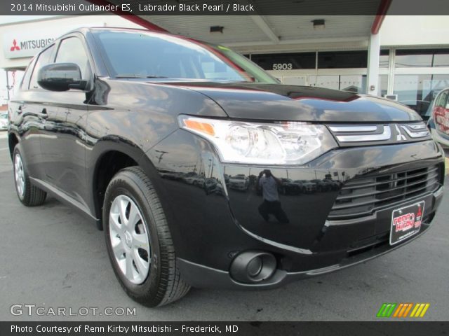2014 Mitsubishi Outlander ES in Labrador Black Pearl