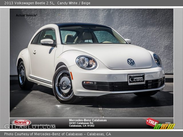 2013 Volkswagen Beetle 2.5L in Candy White