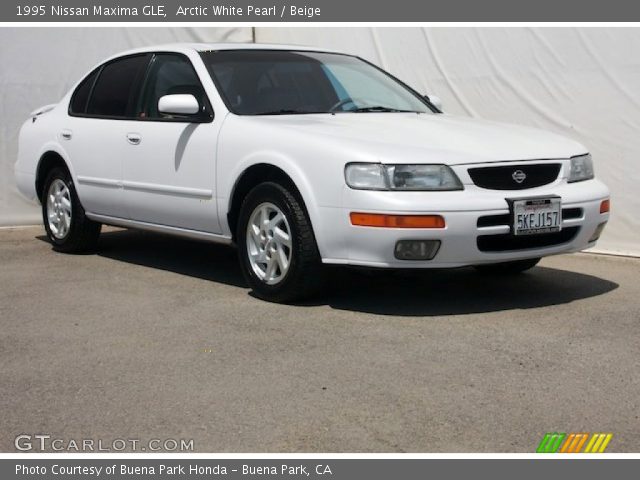 1995 Nissan maxima pearl white #8