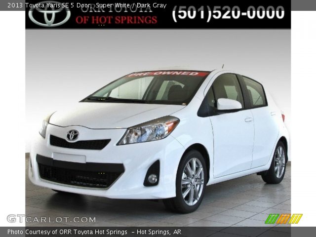 2013 Toyota Yaris SE 5 Door in Super White