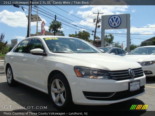 2012 Volkswagen Passat 2.5L SE in Candy White