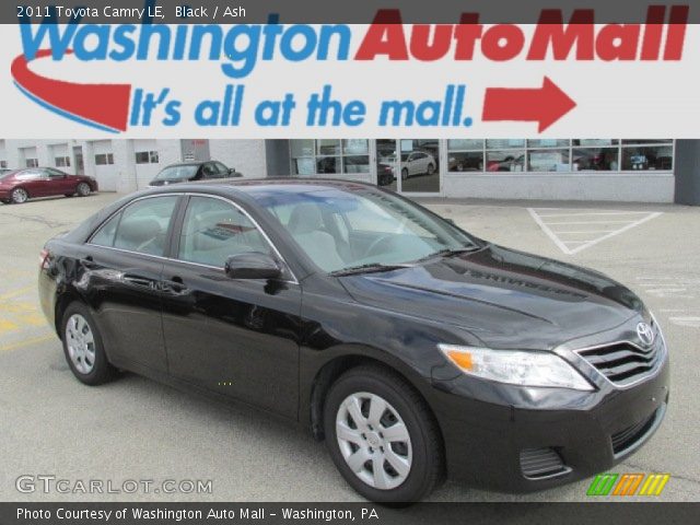 2011 Toyota Camry LE in Black