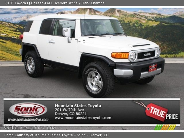 2010 Toyota FJ Cruiser 4WD in Iceberg White